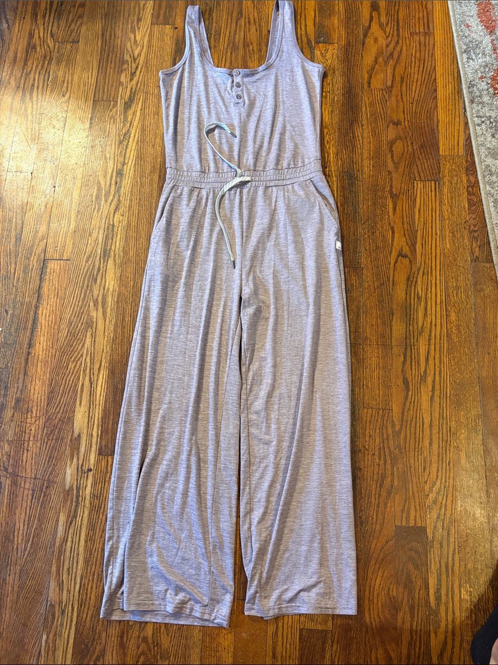 🎉NWOT! Vuori Lavender Scoop-Neck Wide-Leg Jumpsuit